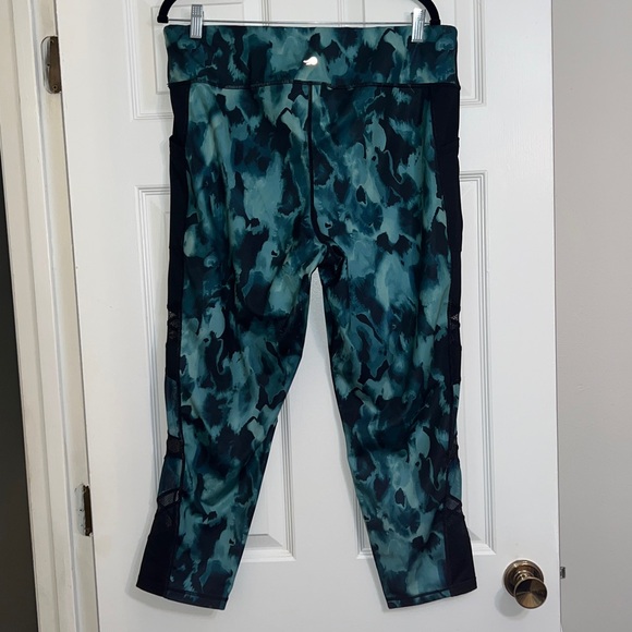 Ideology  high waisted leggings with pockets. Size XXL - Picture 9 of 9